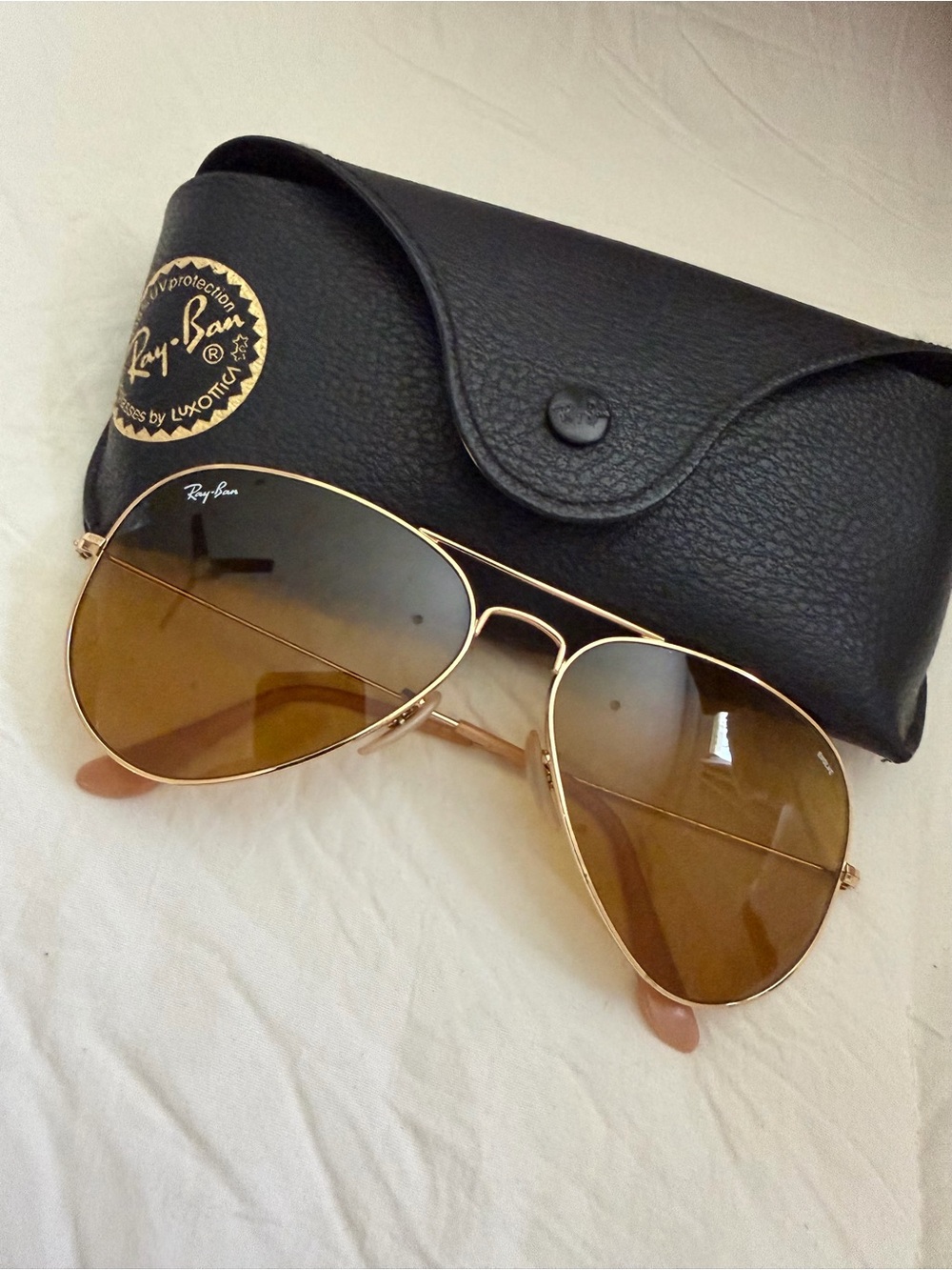 Ray-Ban Gold Frame Aviator Sunglasses with Brown Gradient Lenses